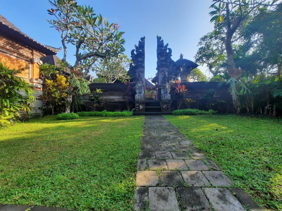 Отель Sahadewa House Убуд Экстерьер фото