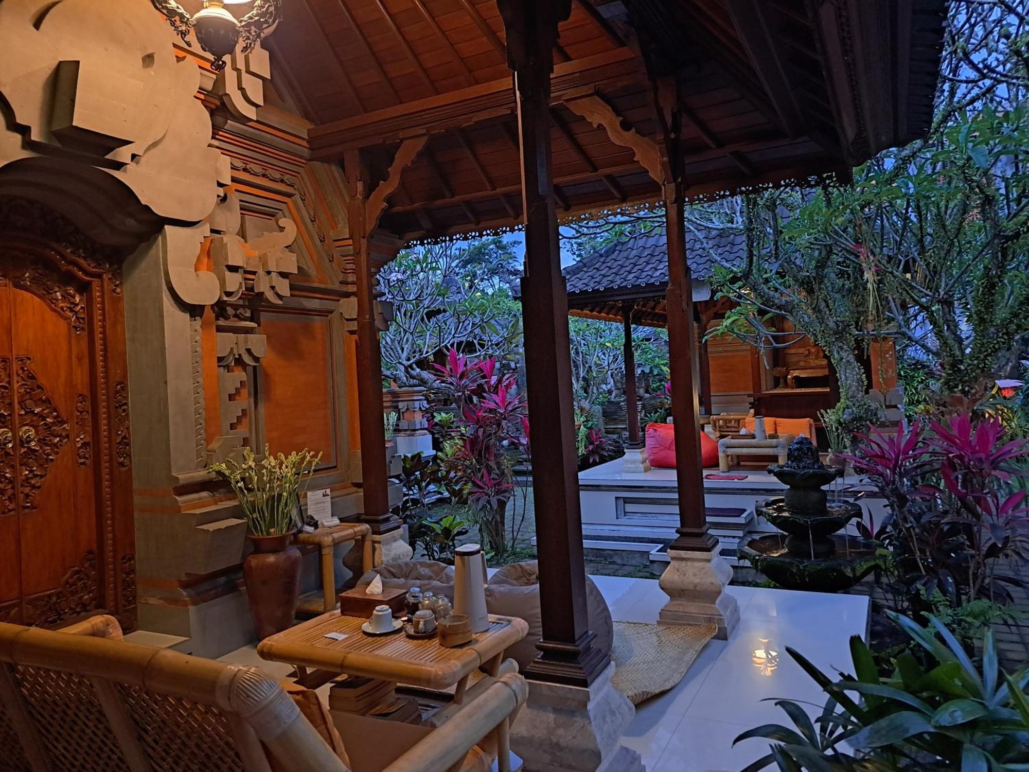 Отель Sahadewa House Убуд Экстерьер фото